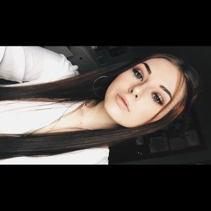 Meet your Posher, Hailey